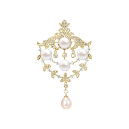 14K Gold Vintage Royal Style Brooch, Elegant Freshwater Pearl and Moissanite Pin, 3D Design for Formal Suits and Special Occasions