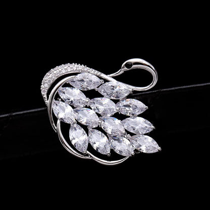 Luxurious and Sophisticated 14K Gold Swan Brooch with Sparkling Moissanite, Stunning Animal Inspired Crystal Corsage, Trendy Trench Coat Accessory