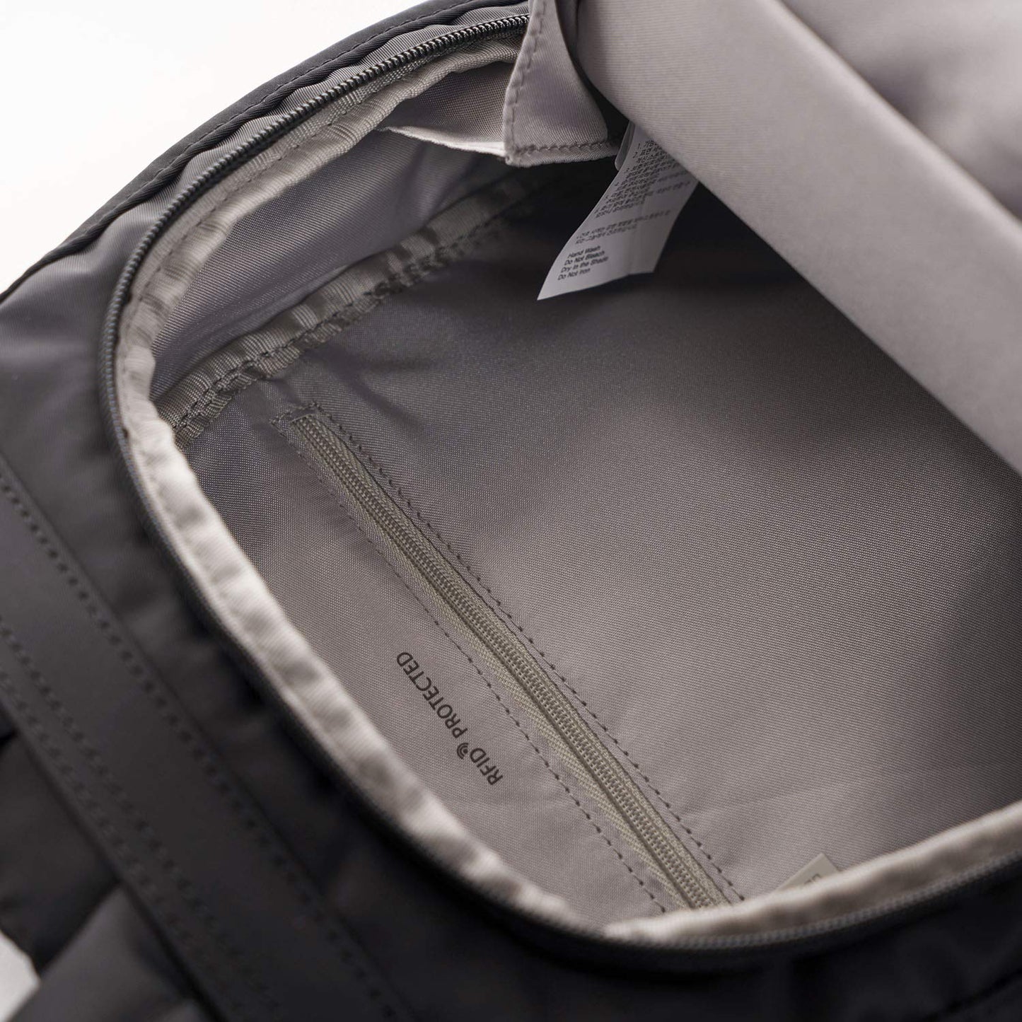 Hedgren VOGUE SMALL Backpack – Rear Zip Access, Padded Pocket, RFID-Blocking, Adjustable Straps & Water-Repellent - 5.86 L